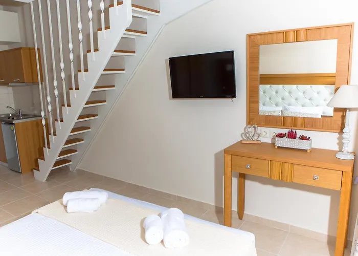 Aparthotel La Casa Di Giorgio Greco 4*