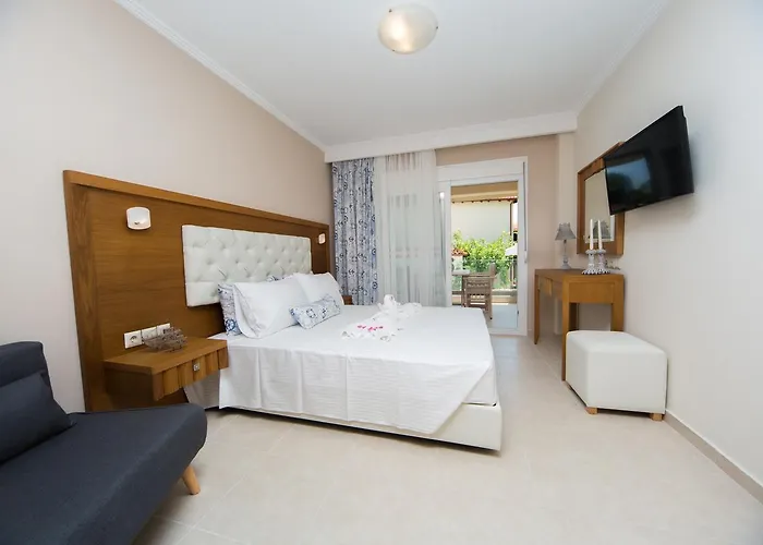 La Casa Di Giorgio Greco Nikiti (Sithonia)