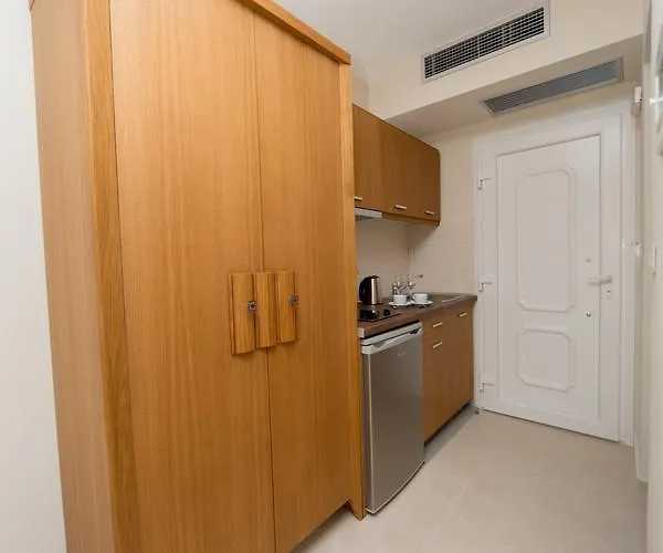 La Casa Di Giorgio Greco Nikiti (Sithonia)