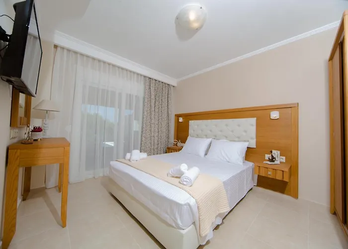 La Casa Di Giorgio Greco Aparthotel 4*