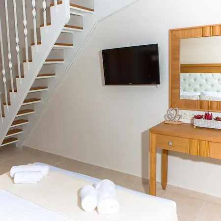 Apartahotel La Casa Di Giorgio Greco 4*